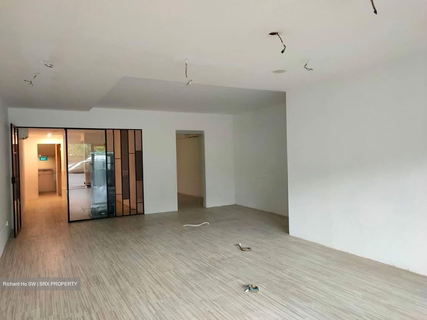 Upper Serangoon Shopping Centre (D19), Retail #568667791